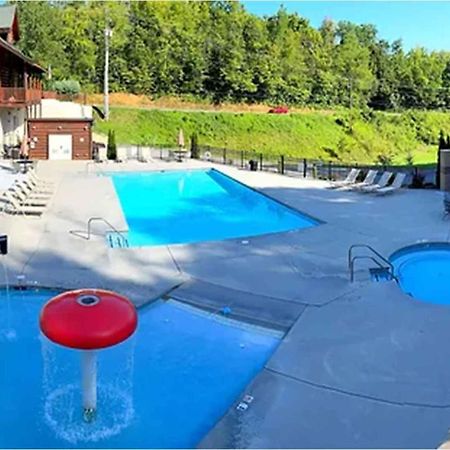Villa New Majestic 5 Star Amazing View, Pool, Hot Tub! Pigeon Forge Exterior foto